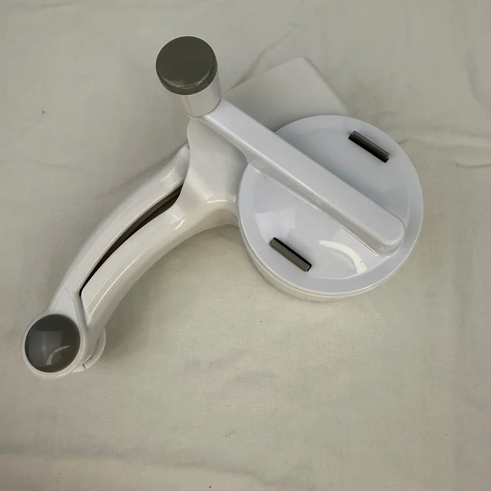 Pampered Chef Rotary Grater 1277 White Gray Handheld Cheese Nut Grater with Box